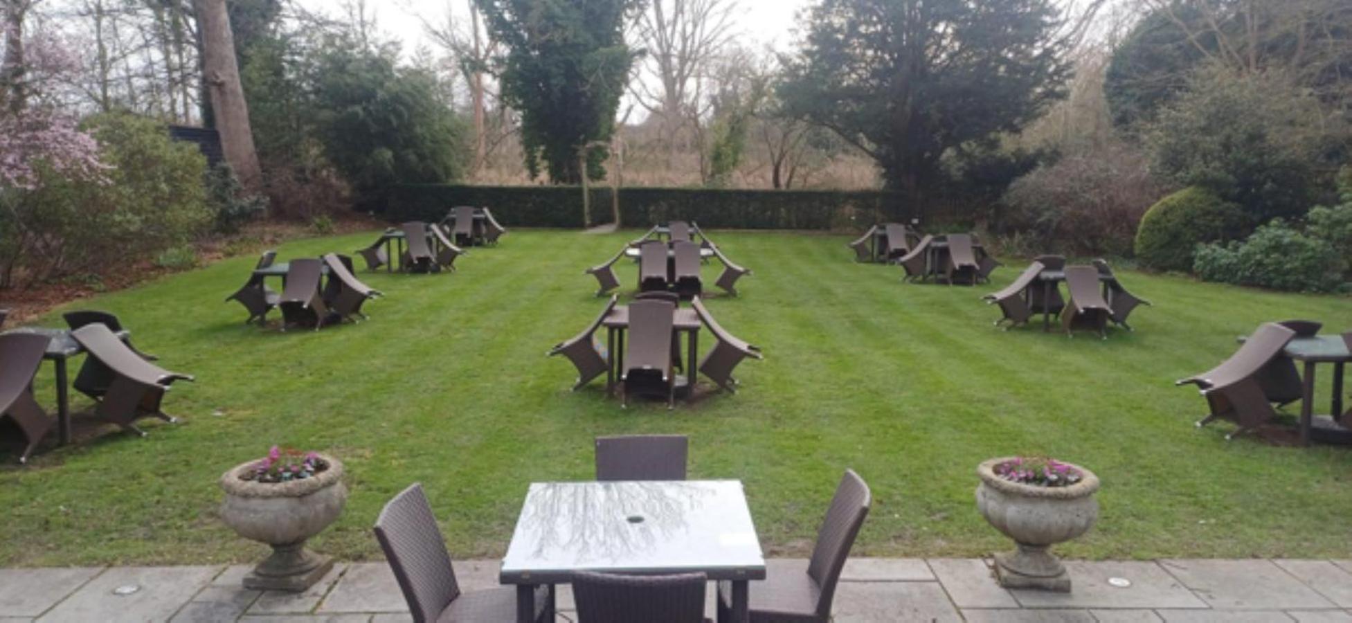 The Riverside House Hotel Mildenhall Dış mekan fotoğraf